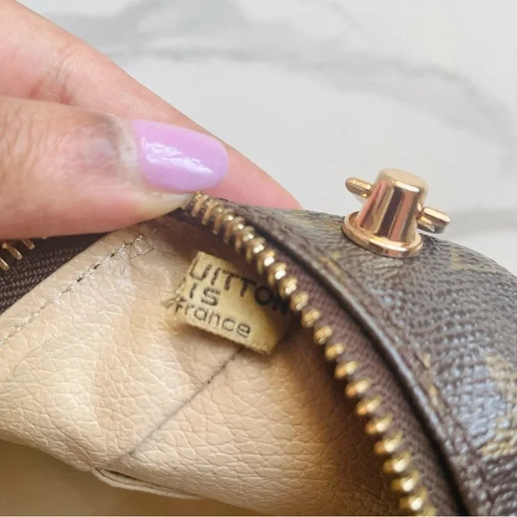 SOLD! Louis Vuitton Monogram hand-painted crossbody - Picture 13 of 14